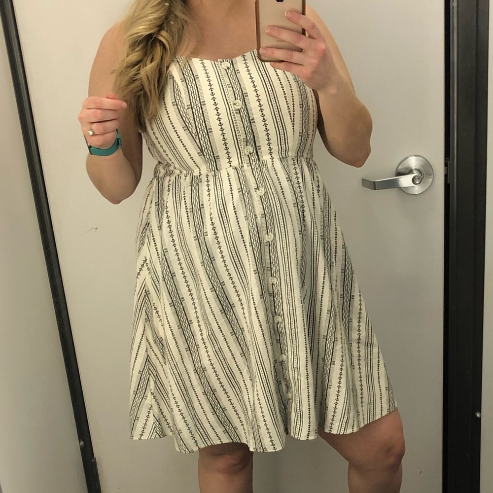 Adorable Black and White Old Navy Dress Sz L
